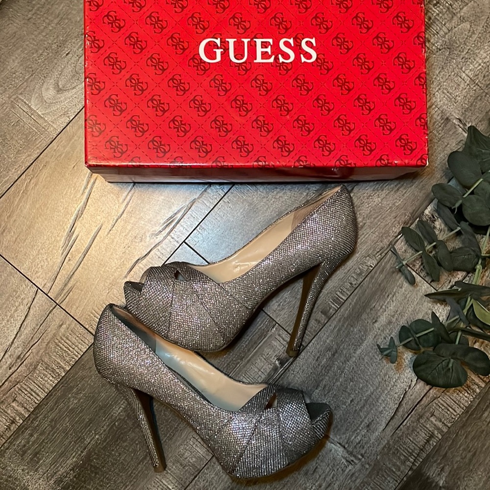 Guess Isila Silver Pump- Size 6.5
